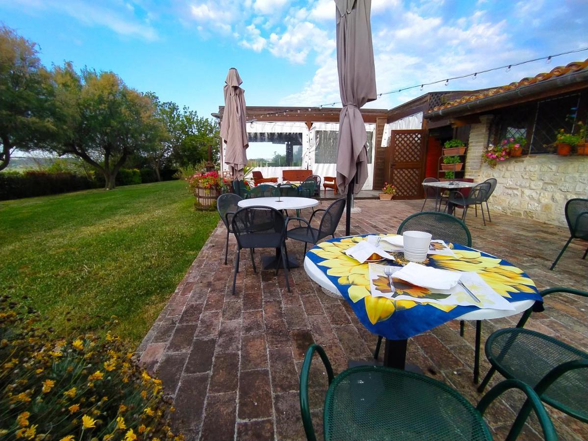 Il Girasole Country House Camerano Exterior photo
