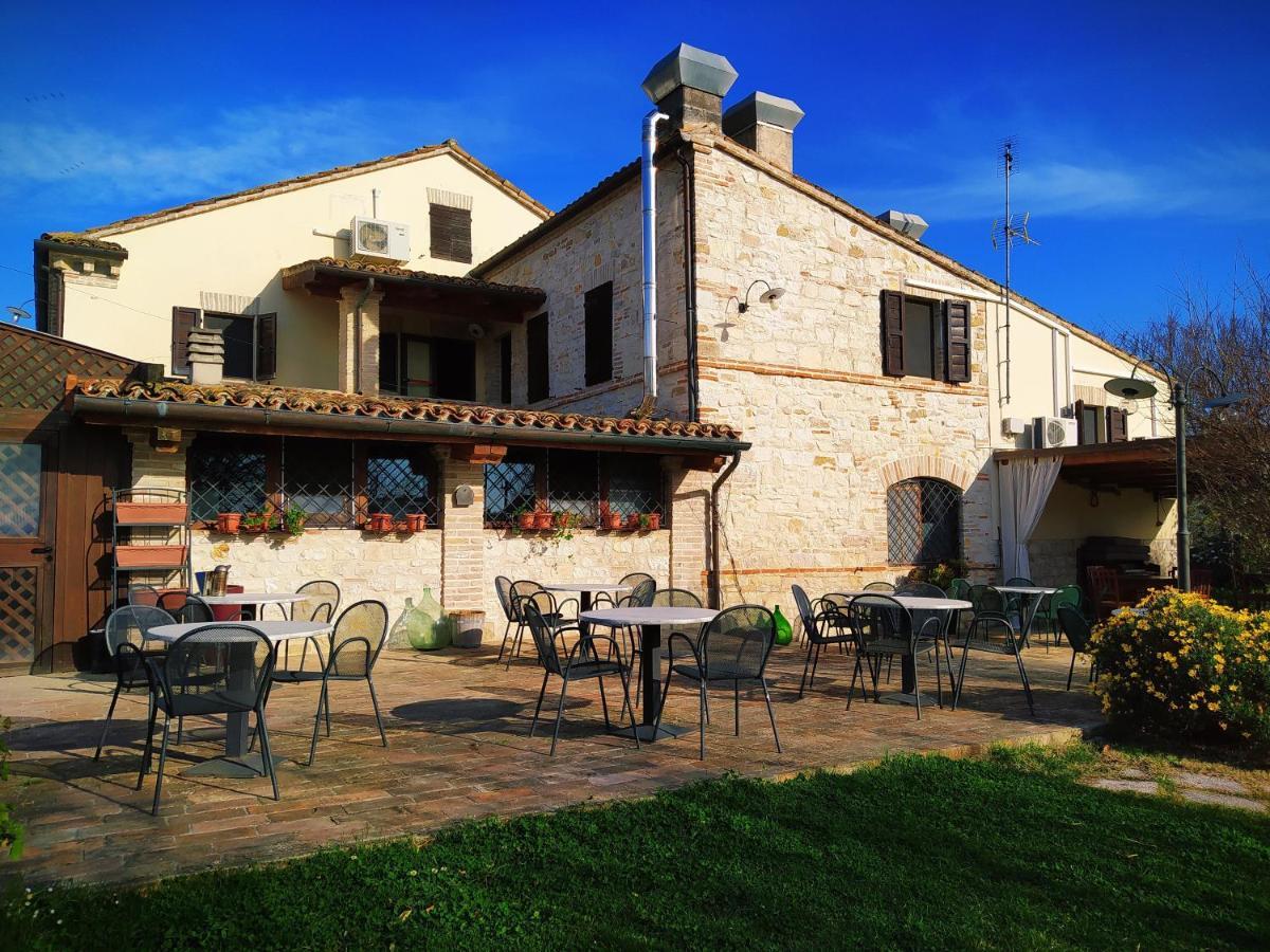 Il Girasole Country House Camerano Exterior photo