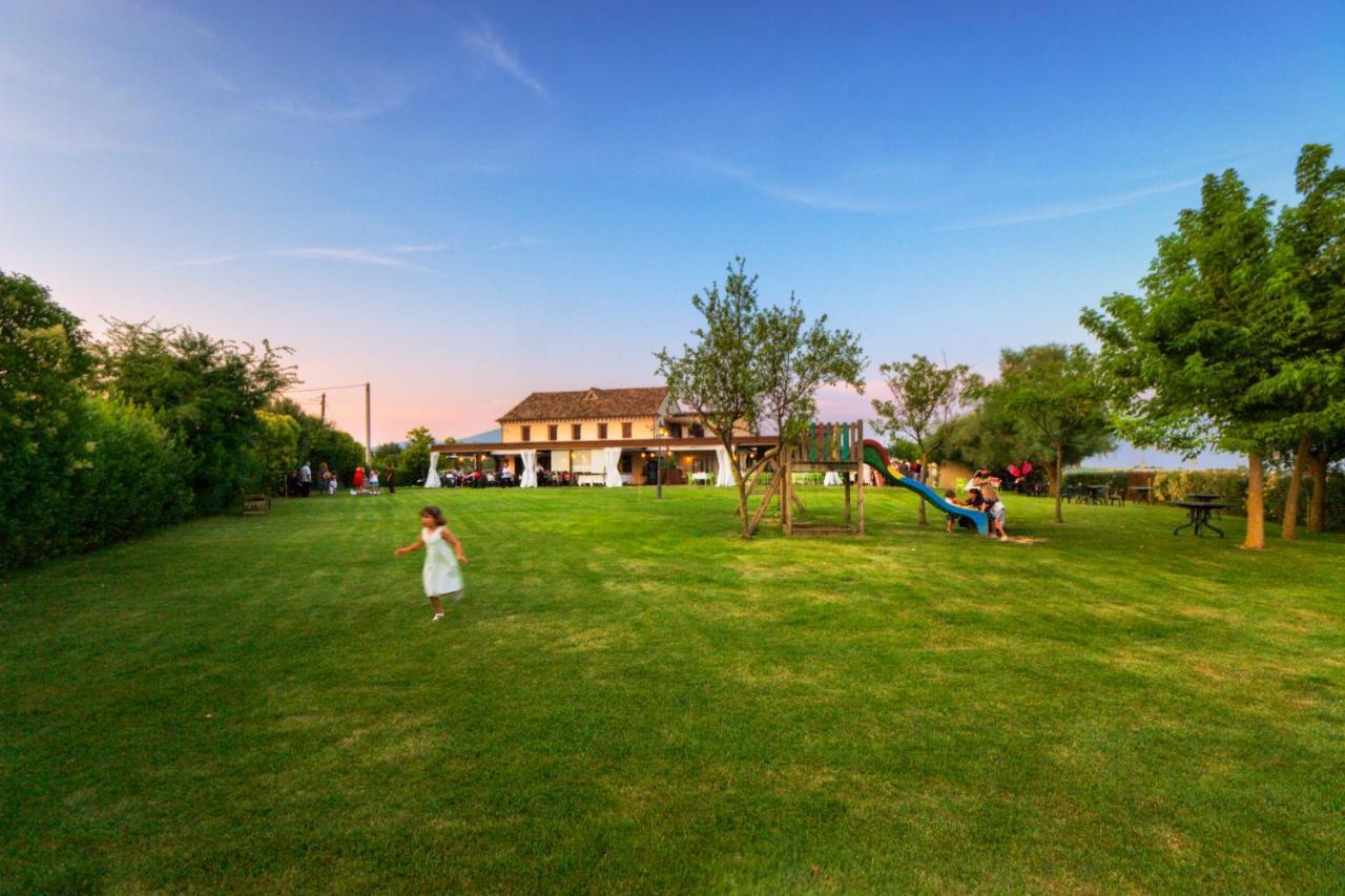 Il Girasole Country House Camerano Exterior photo